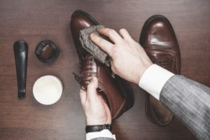 How To Shine Your Shoes